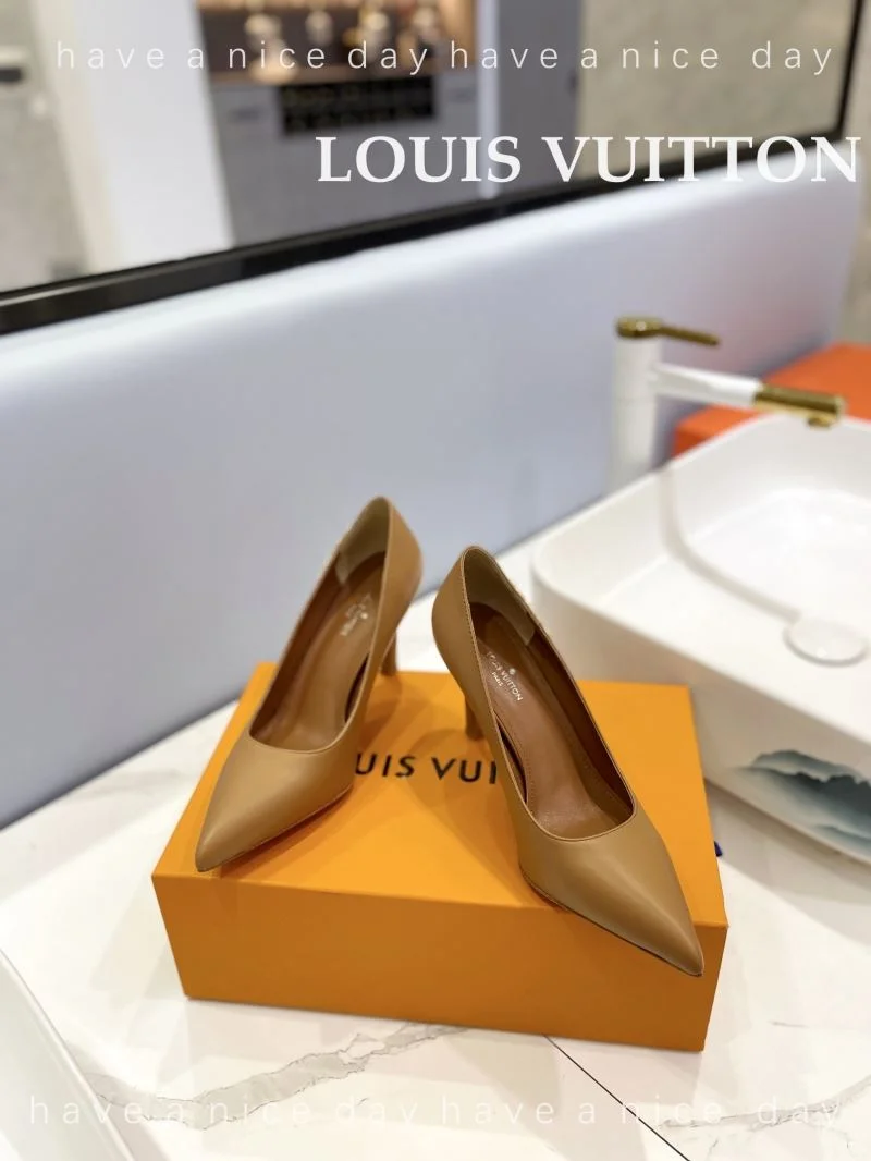Louis Vuitton Heeled Shoes Sleek 31967