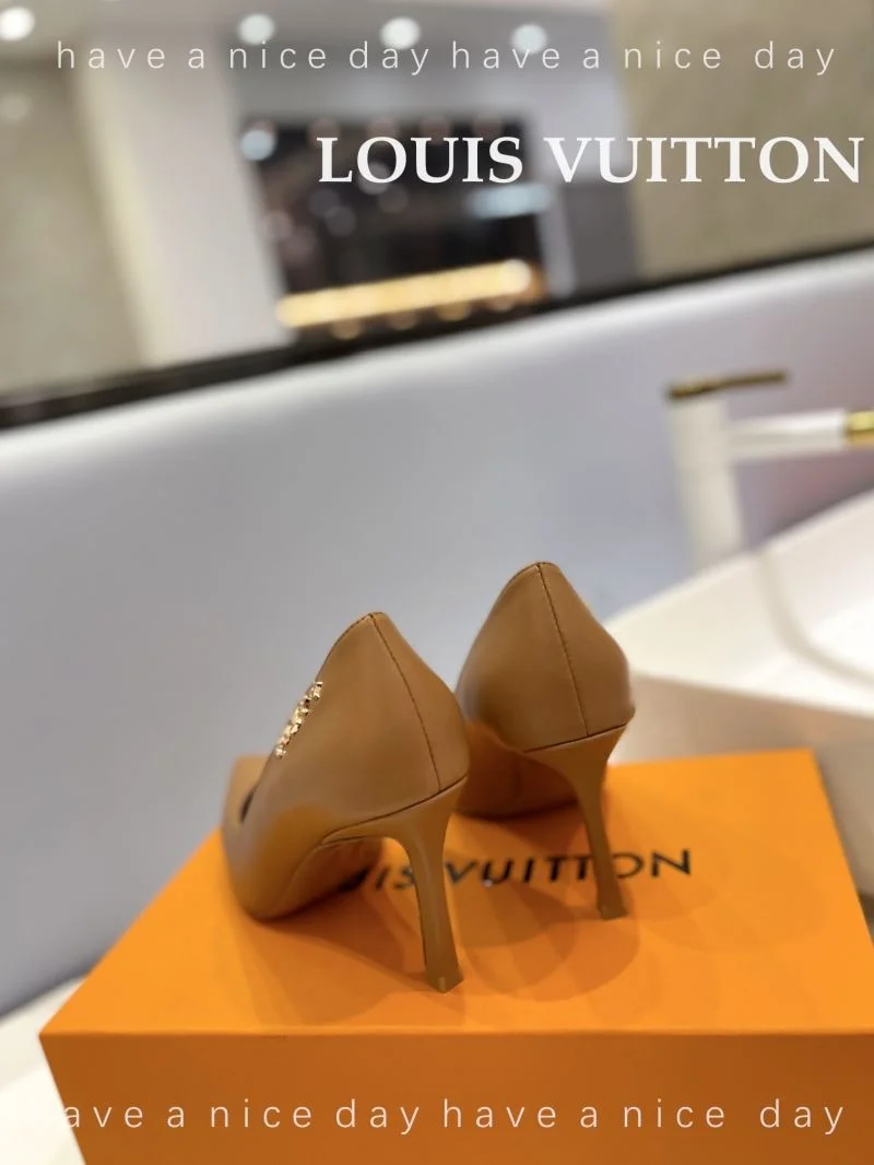 Louis Vuitton Heeled Shoes Sleek 31967