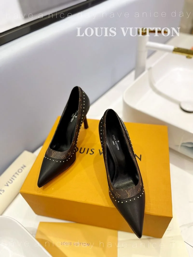 SunProtective Louis Vuitton Heeled Shoes 31965
