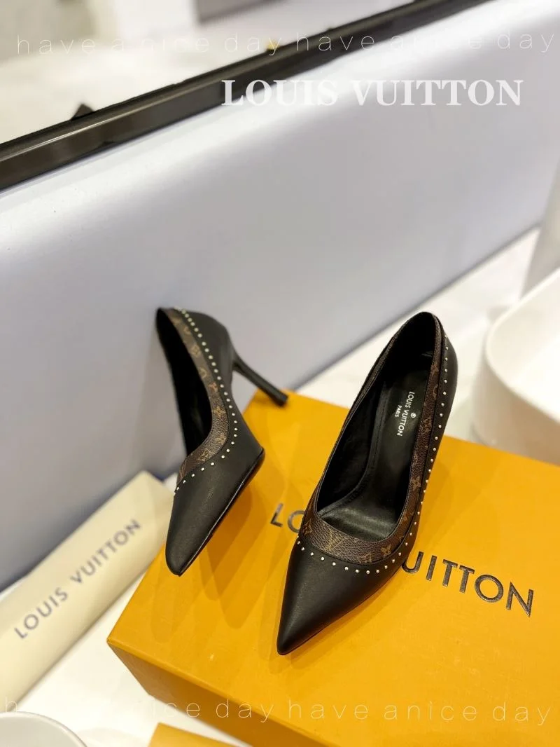 SunProtective Louis Vuitton Heeled Shoes 31965
