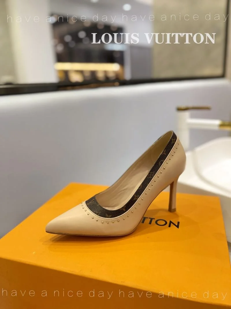 Louis Vuitton Heeled Shoes Breathable 31964