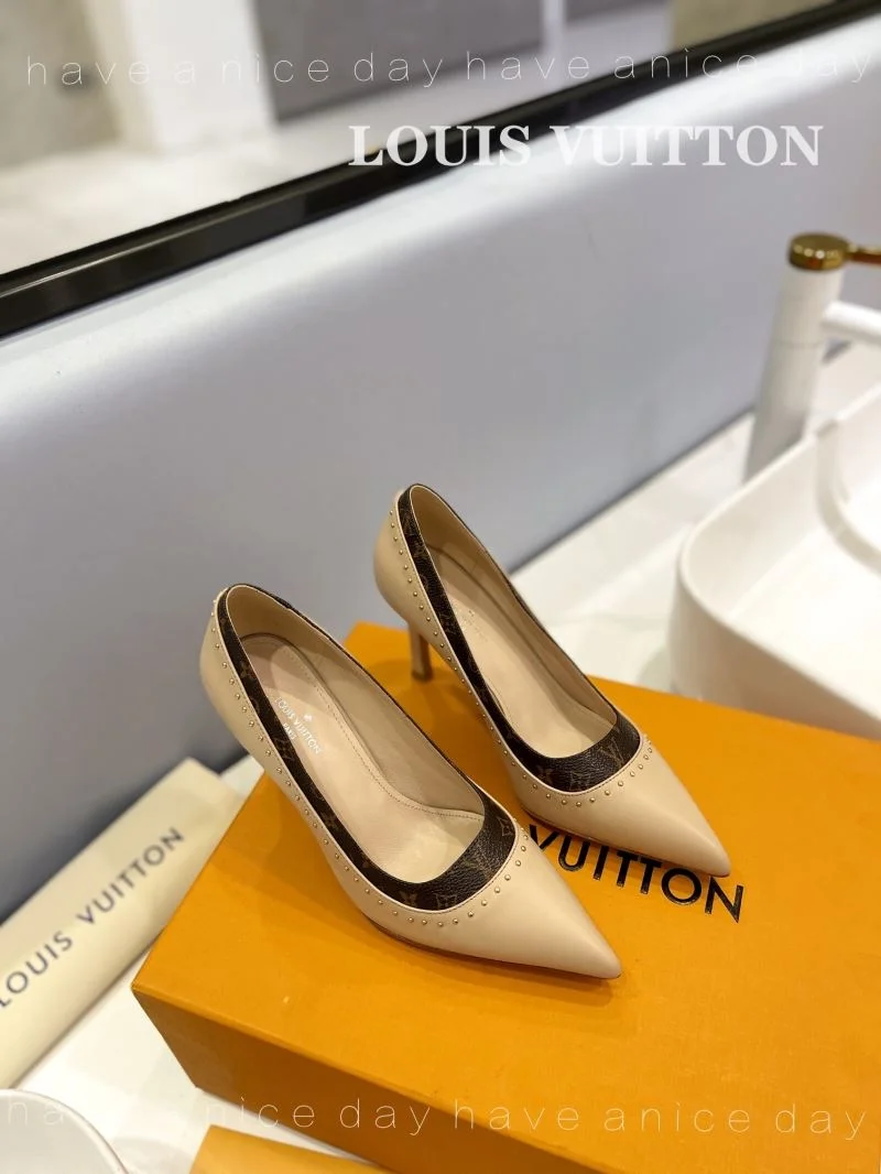 Louis Vuitton Heeled Shoes Breathable 31964