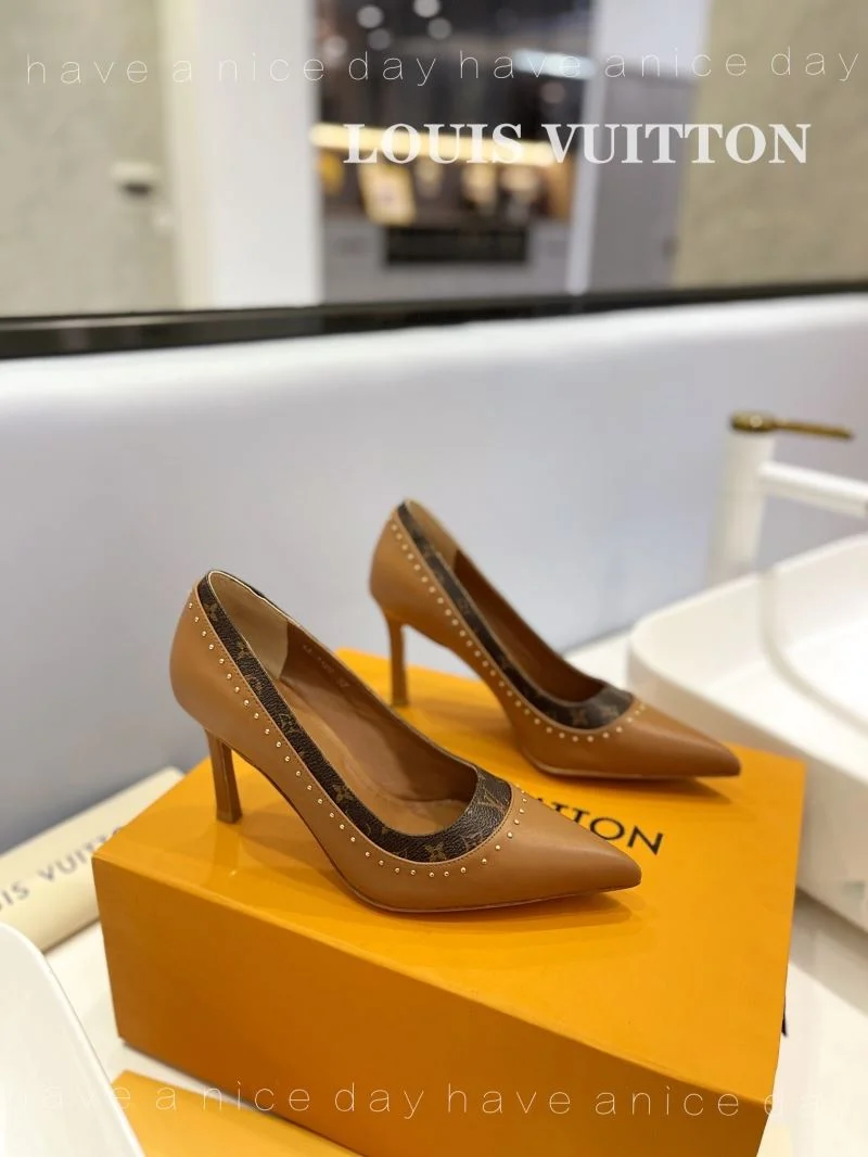 Vibrant Louis Vuitton Heeled Shoes 31953