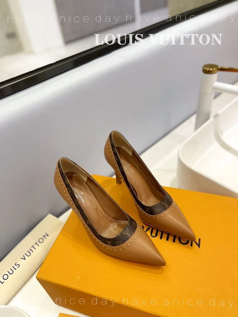 Vibrant Louis Vuitton Heeled Shoes 31953