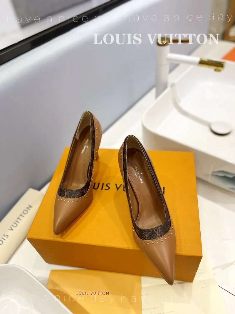 Vibrant Louis Vuitton Heeled Shoes 31953
