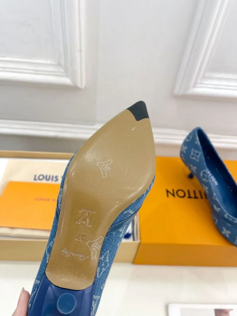 Louis Vuitton Heeled Shoes MoistureWicking 31266