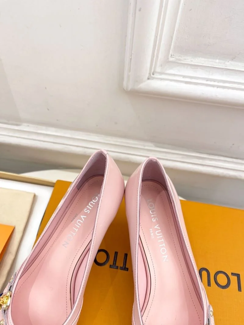 TopPick Louis Vuitton Heeled Shoes 31249