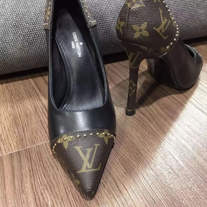 Louis Vuitton Heeled Shoes Breathable 31265