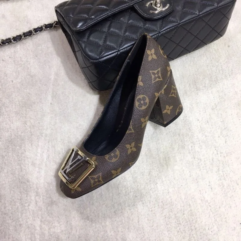 Louis Vuitton Heeled Shoes Stretchable 31251