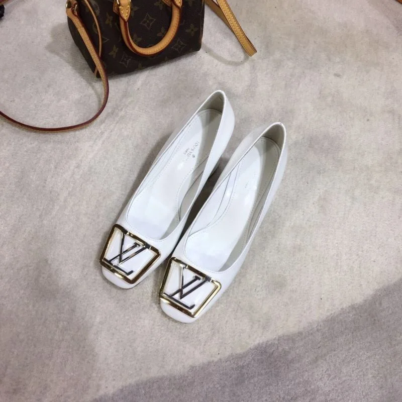 Comfortable Louis Vuitton Heeled Shoes 31244