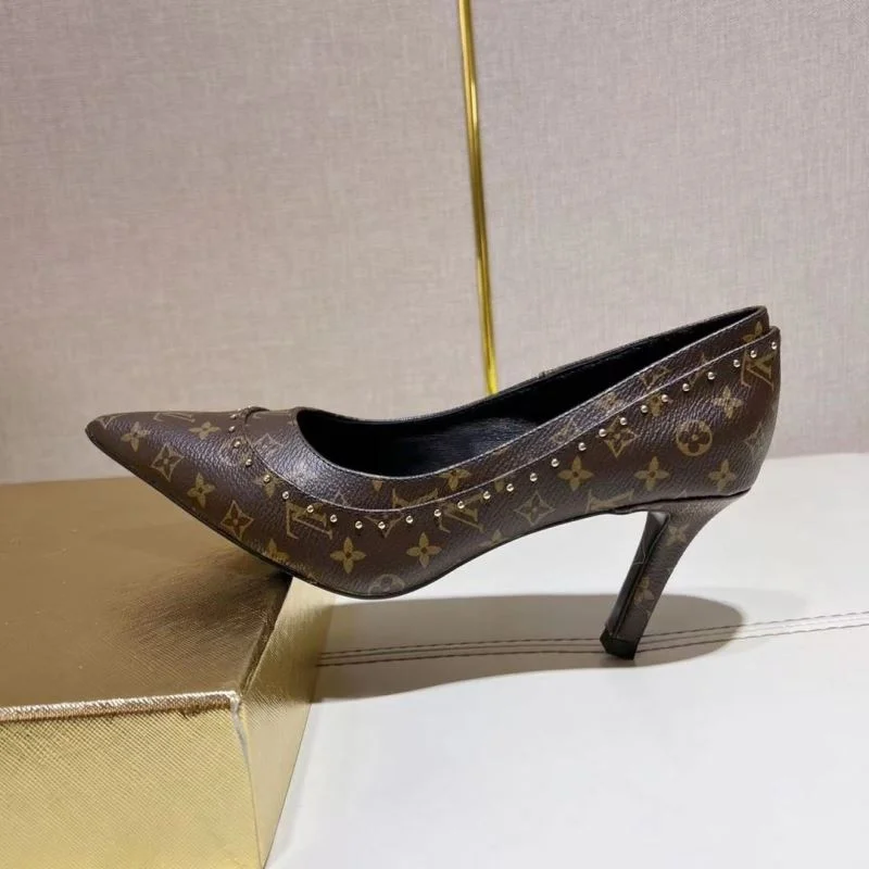 Flexible Louis Vuitton Heeled Shoes 31257