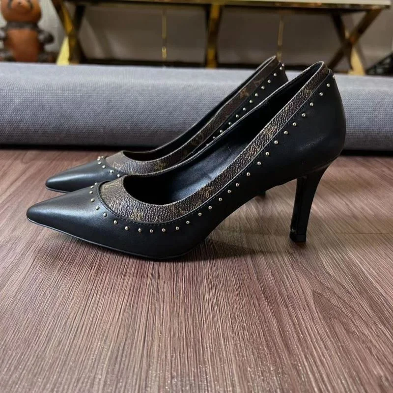 Resilient Louis Vuitton Heeled Shoes 31245