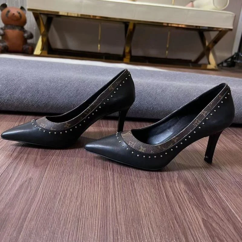 Resilient Louis Vuitton Heeled Shoes 31245