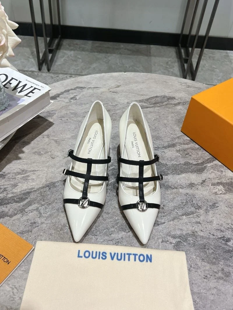Louis Vuitton Heeled Shoes Unisex 31235