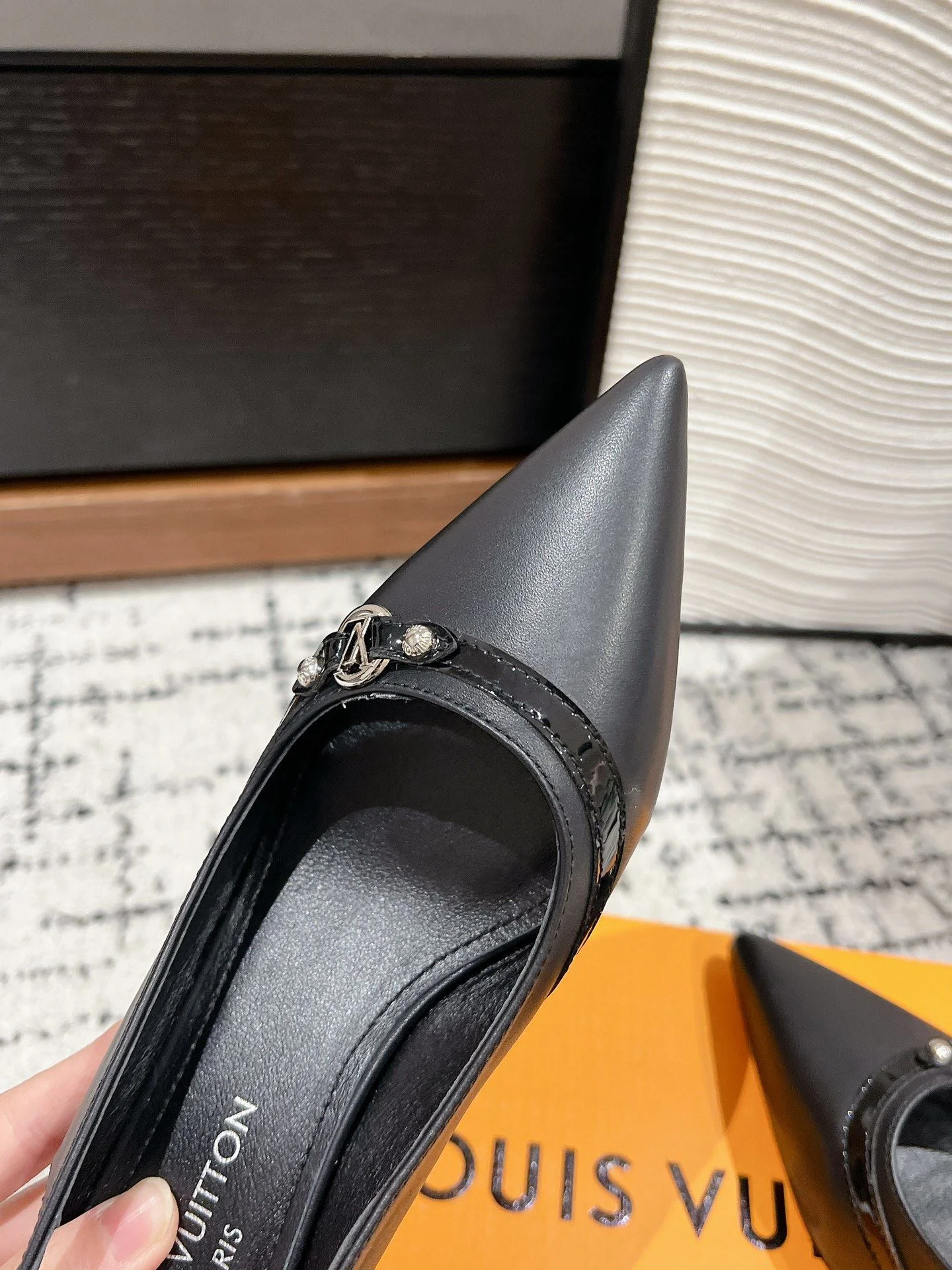 Louis Vuitton Heeled Shoes Modern 31232