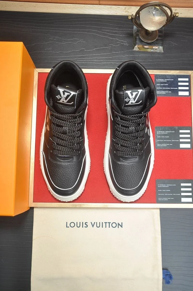 HighPerformance Louis Vuitton High Shoes 32954