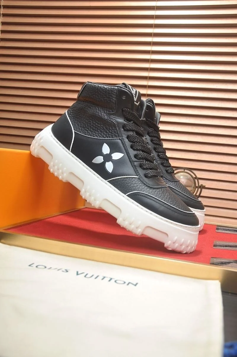 HighPerformance Louis Vuitton High Shoes 32954
