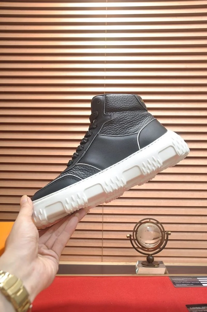HighPerformance Louis Vuitton High Shoes 32954
