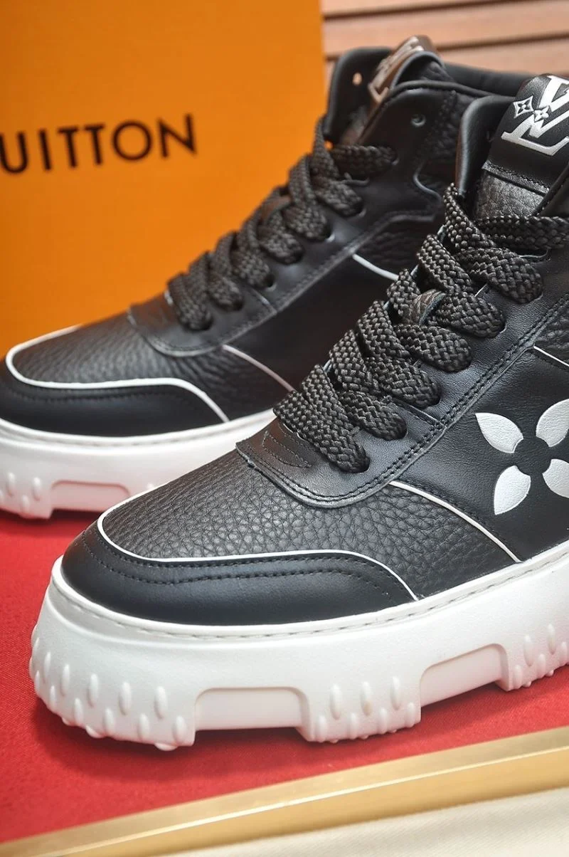 HighPerformance Louis Vuitton High Shoes 32954