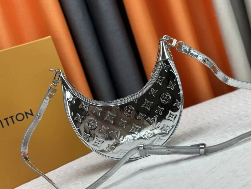 Classic Louis Vuitton Hobo Bags 80470