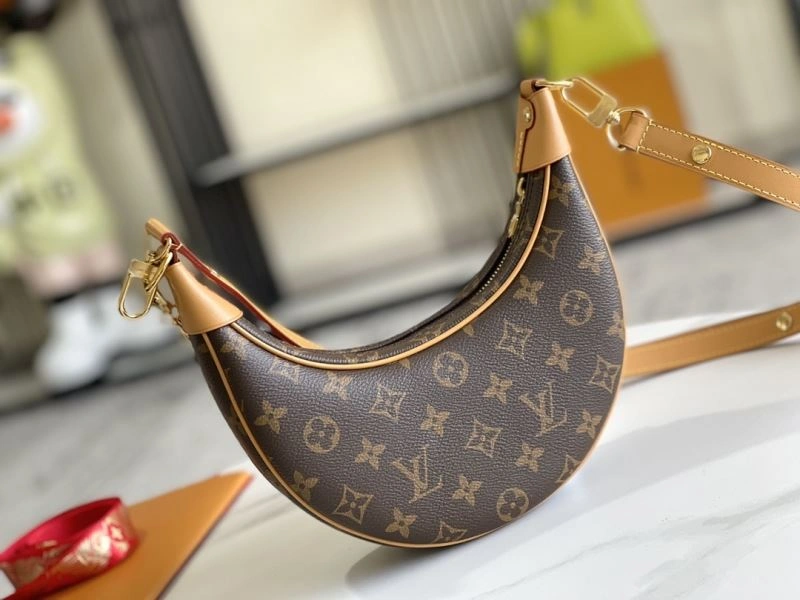 Louis Vuitton Hobo Bags Effortless 94390