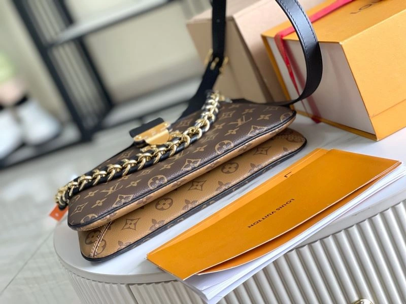 Louis Vuitton Hobo Bags Flexible 93943