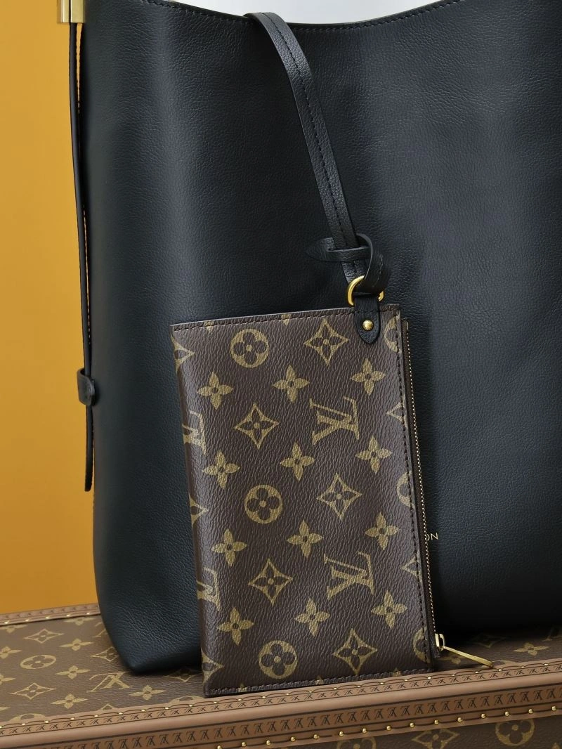 WeatherProof Louis Vuitton Hobo Bags 93855
