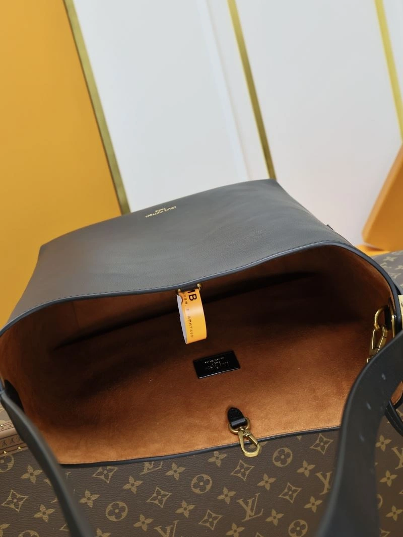 WeatherProof Louis Vuitton Hobo Bags 93855