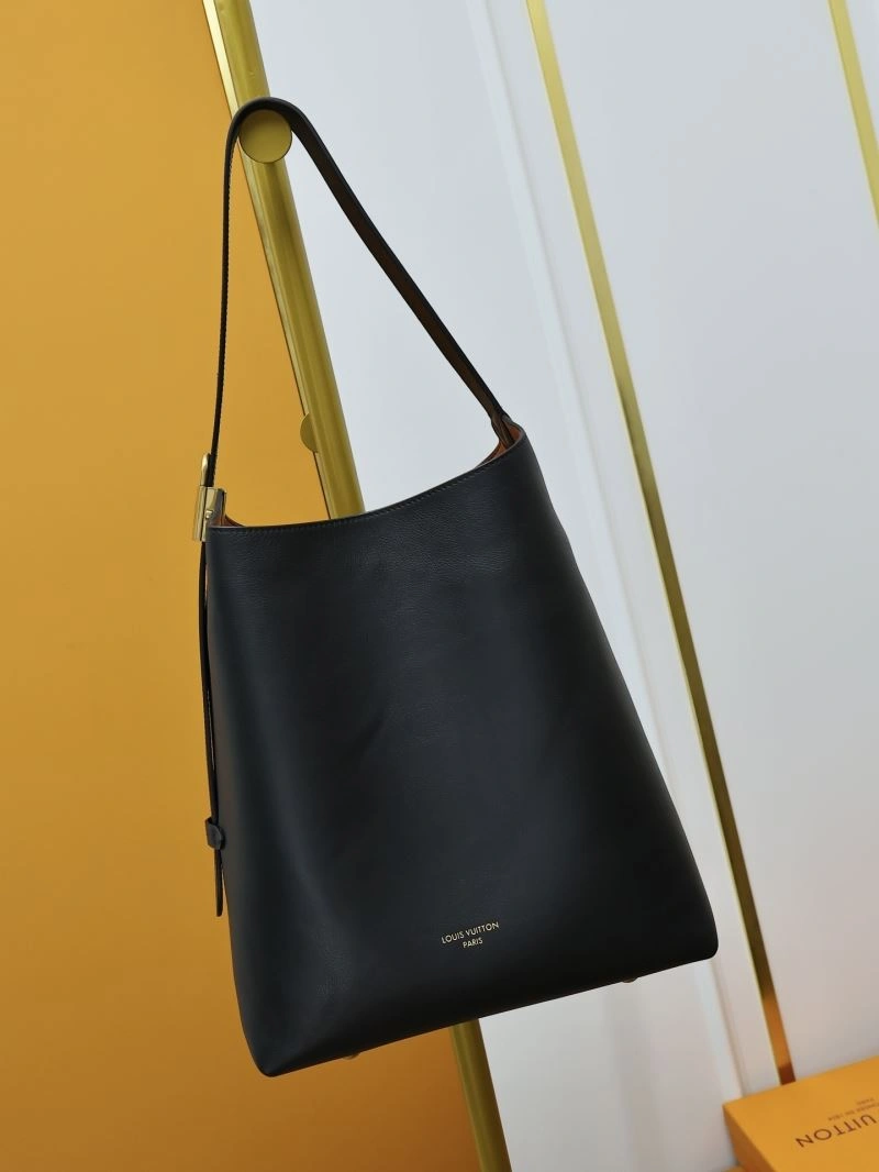 WeatherProof Louis Vuitton Hobo Bags 93855