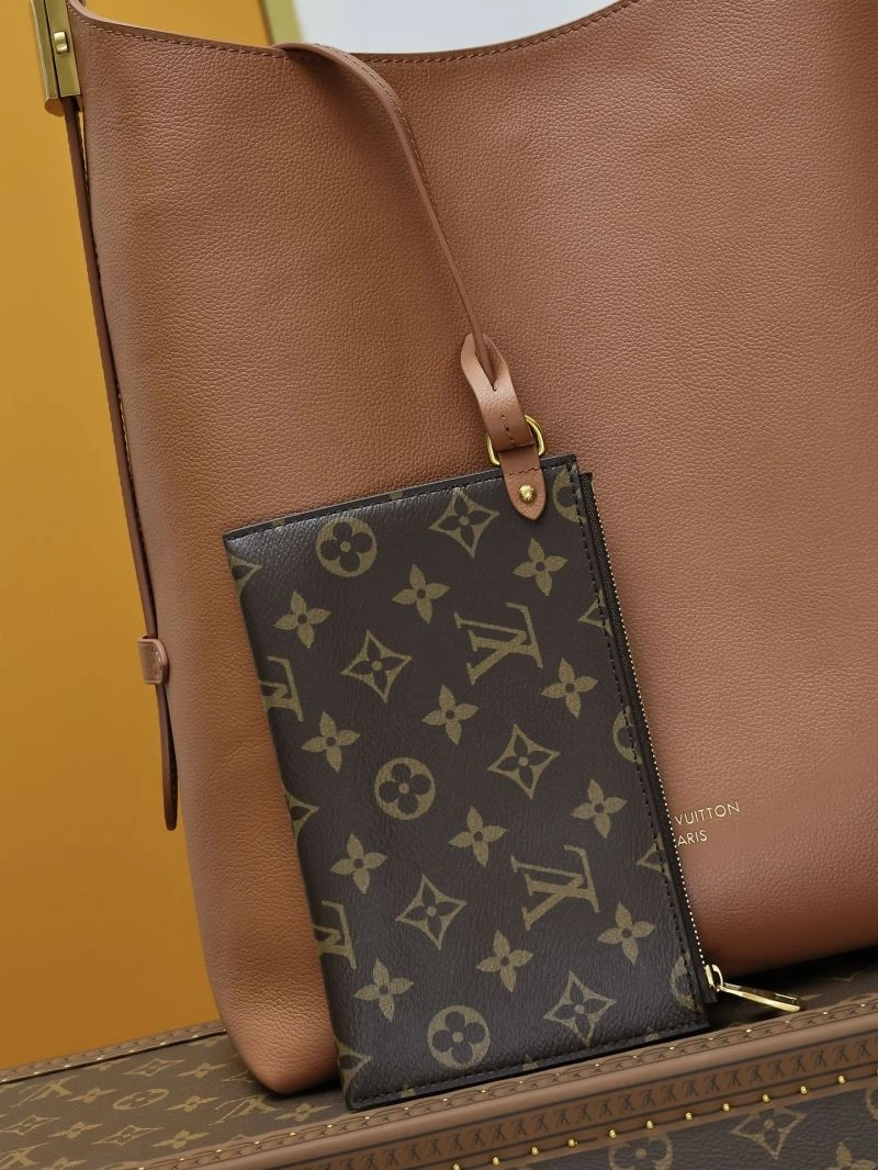 Louis Vuitton Hobo Bags Functional 93878