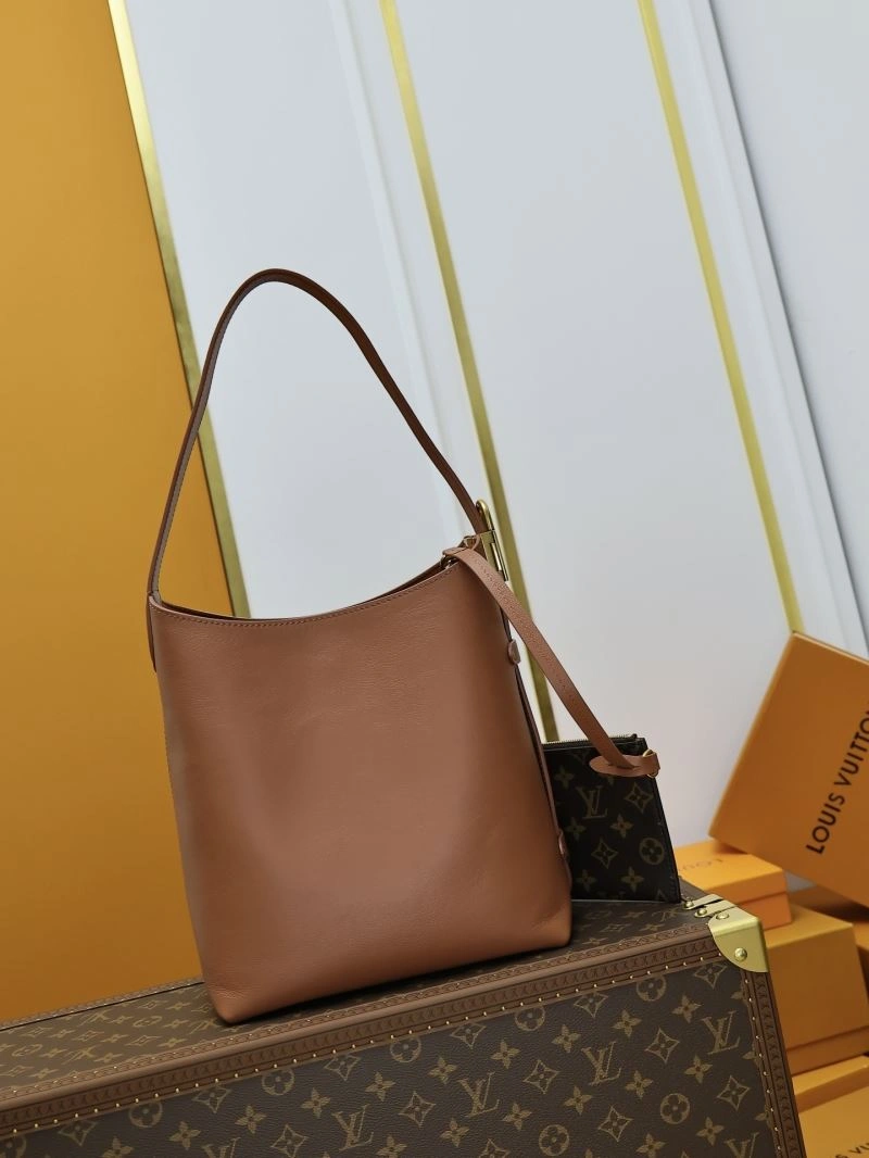 OdorResistant Louis Vuitton Hobo Bags 93859