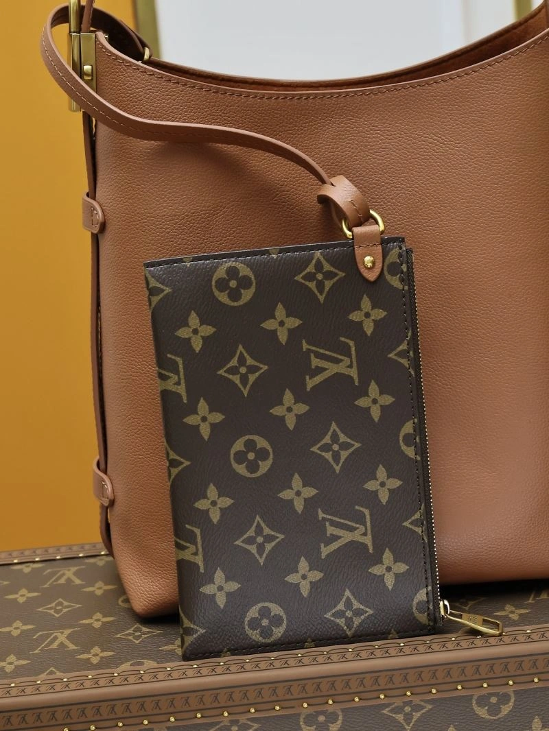 OdorResistant Louis Vuitton Hobo Bags 93859