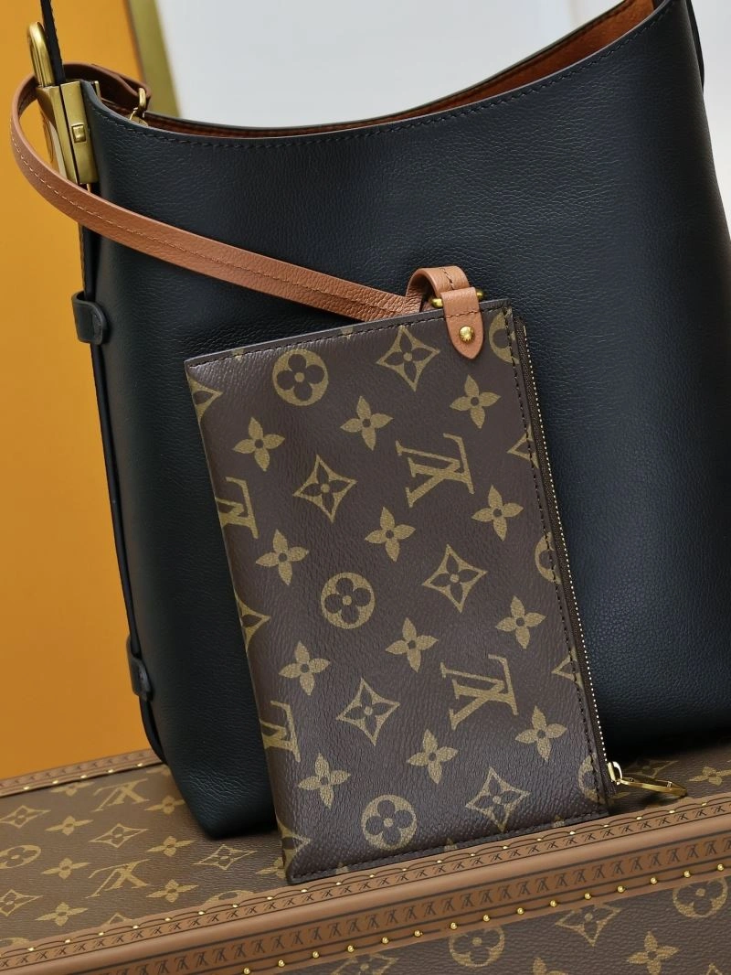 Louis Vuitton Hobo Bags Unisex 93821