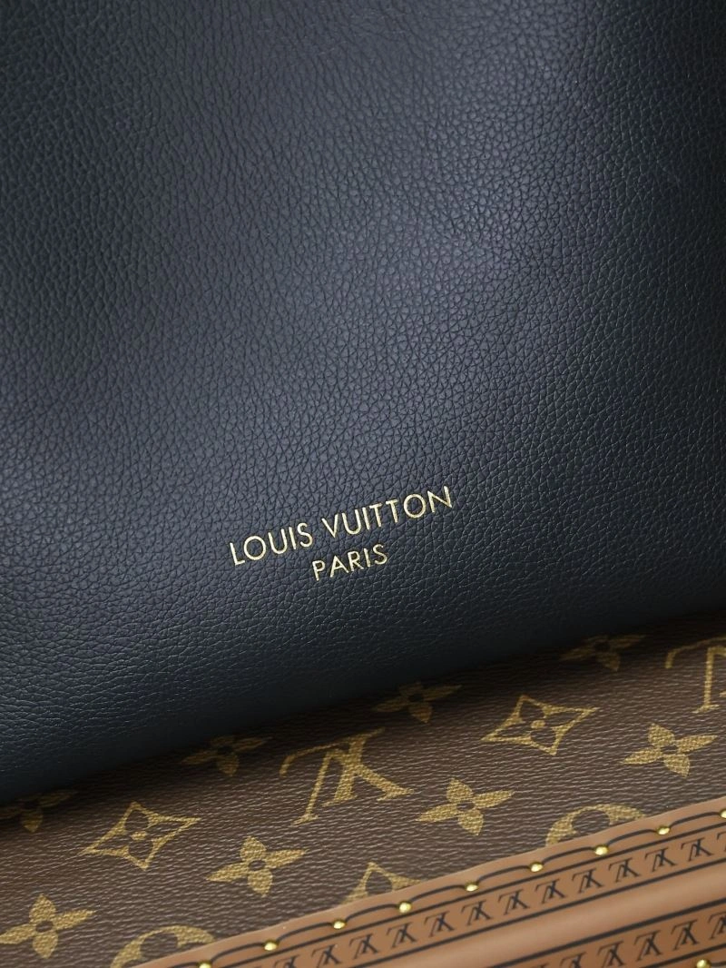 Louis Vuitton Hobo Bags Unisex 93821