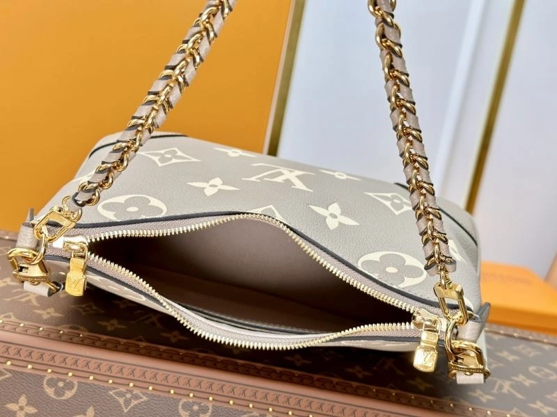 Louis Vuitton Hobo Bags SmartChoice 93797