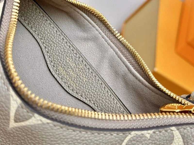 Louis Vuitton Hobo Bags SmartChoice 93797