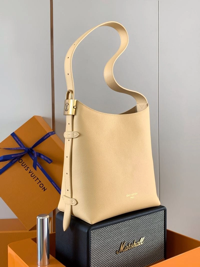 Louis Vuitton Hobo Bags Thermal 93927