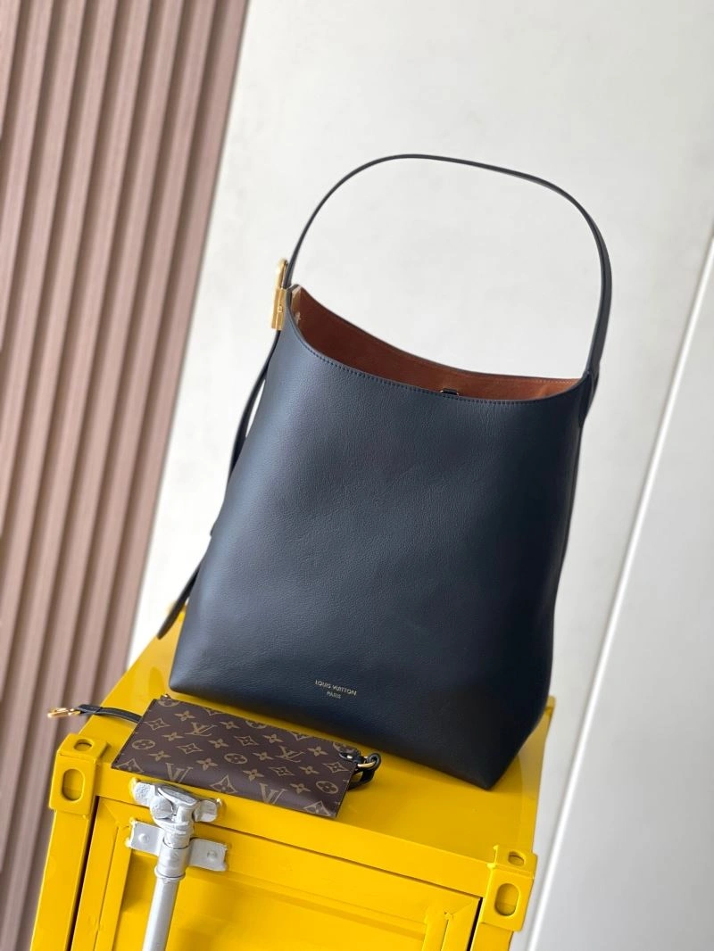 Compact Louis Vuitton Hobo Bags 93642
