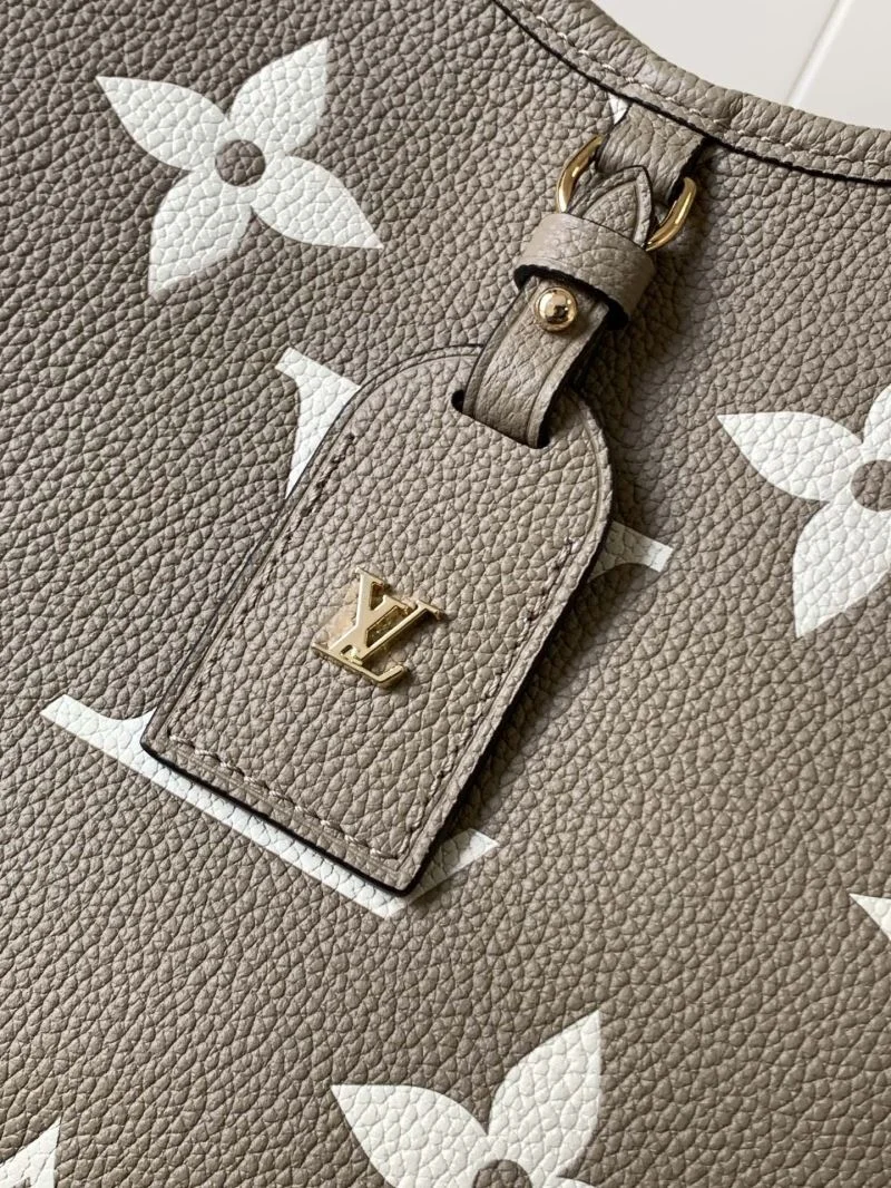 Resilient Louis Vuitton Hobo Bags 43367