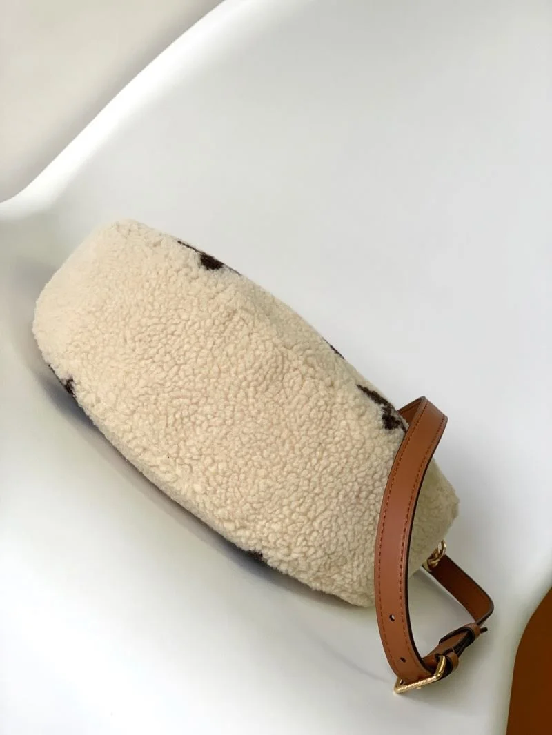 FlexibleFit Louis Vuitton Hobo Bags 43334