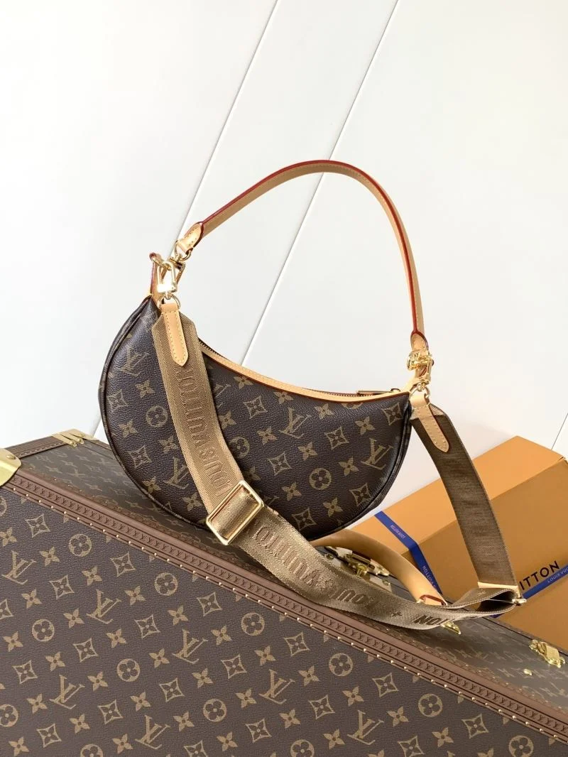 Louis Vuitton Hobo Bags UrbanChic 42874