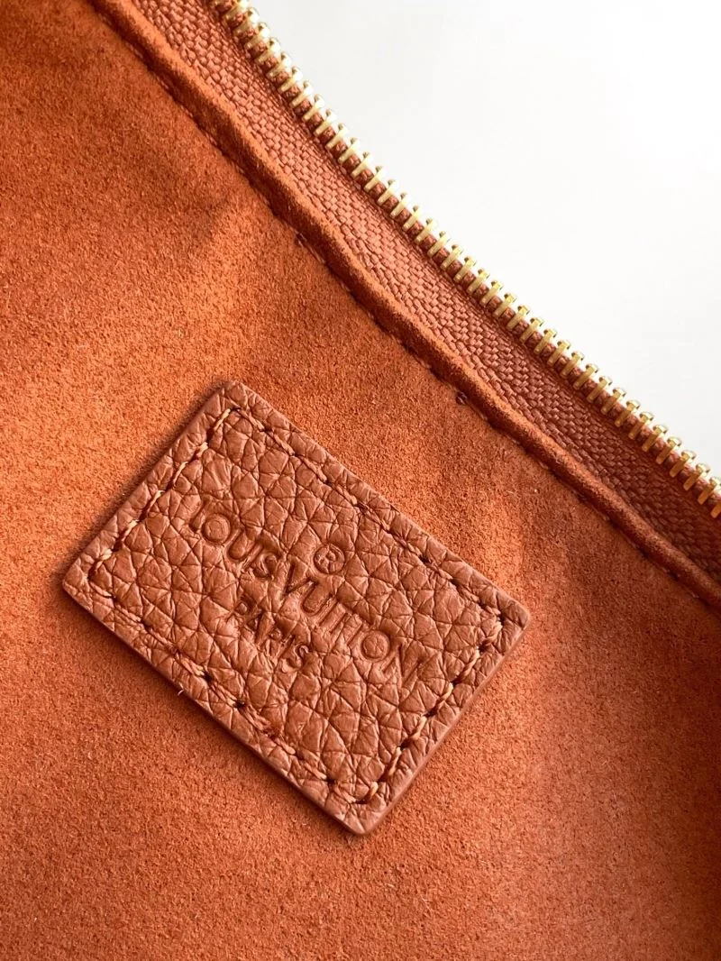 Louis Vuitton Hobo Bags Soft 42870