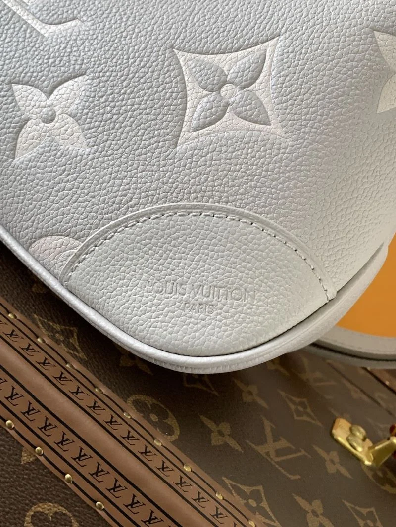 StreetReady Louis Vuitton Hobo Bags 42869