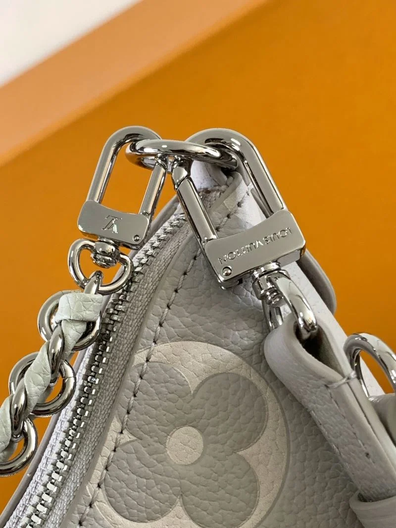 StreetReady Louis Vuitton Hobo Bags 42869