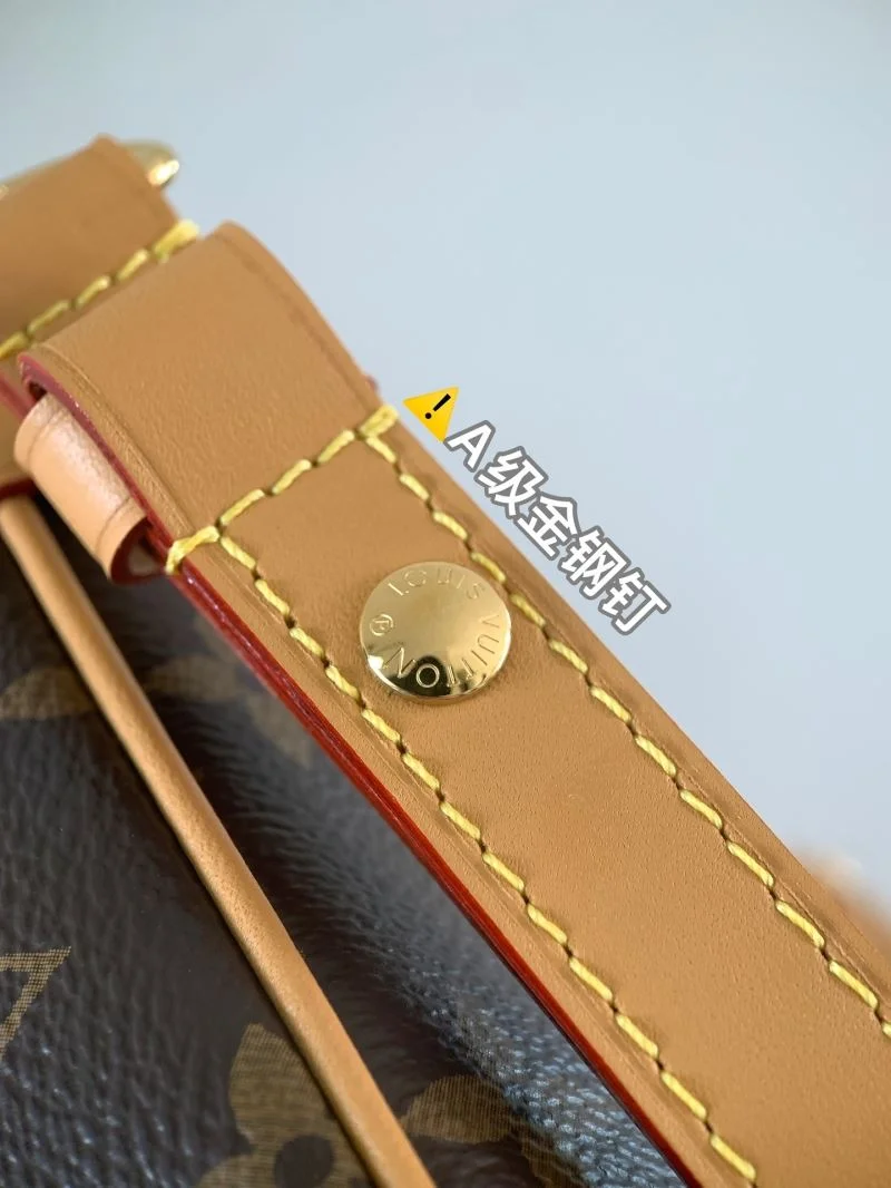 Unique Louis Vuitton Hobo Bags 42885