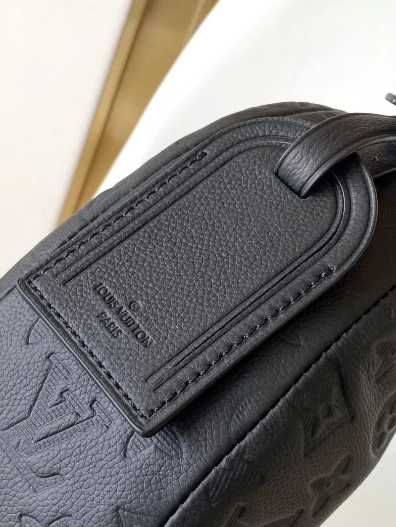 Louis Vuitton Hobo Bags TechFriendly 42864