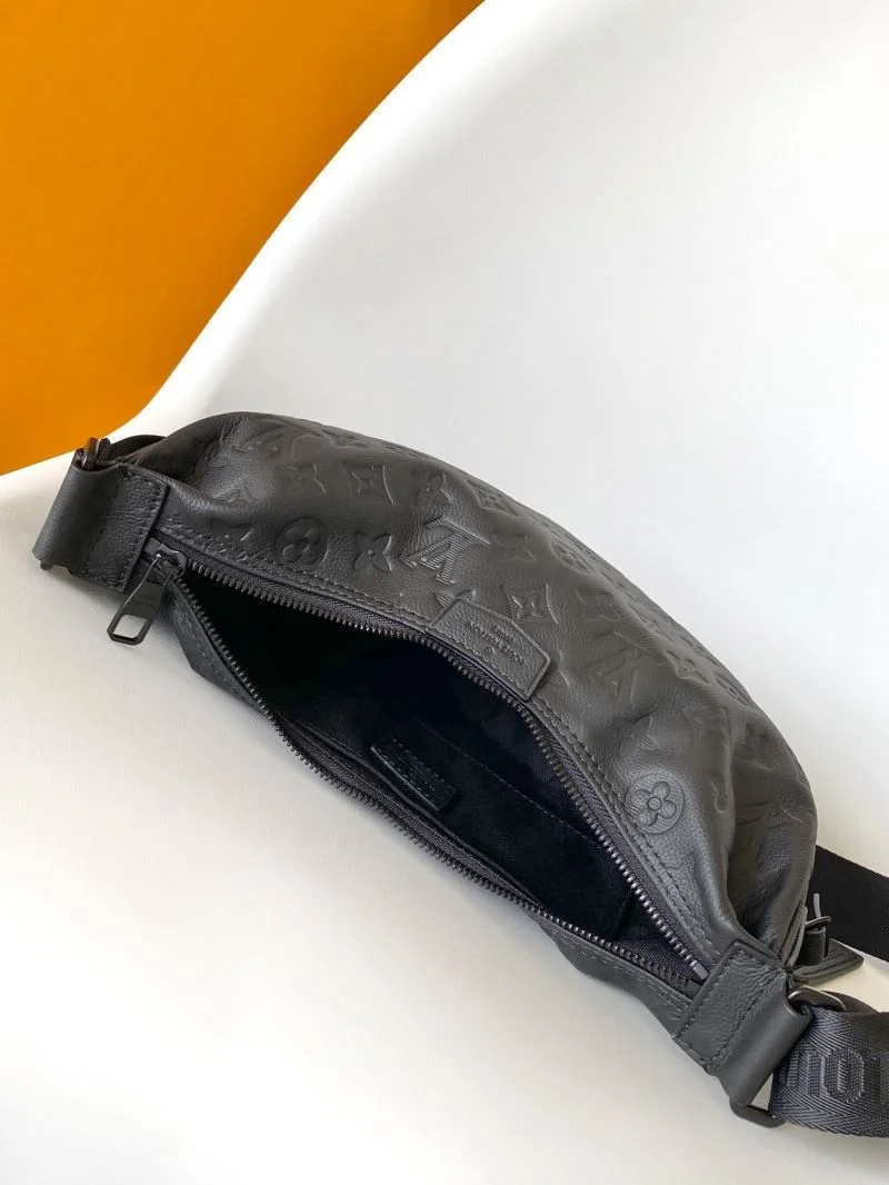 Louis Vuitton Hobo Bags TechFriendly 42864