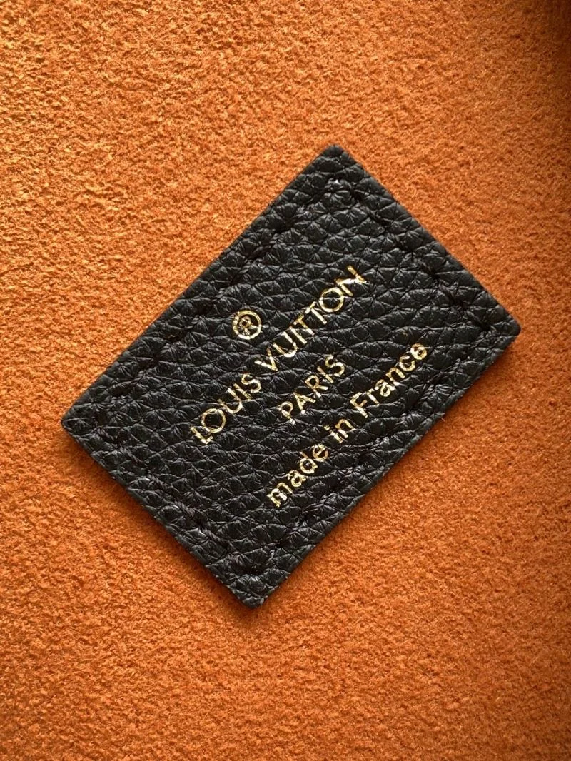Louis Vuitton Hobo Bags SportInspired 42865
