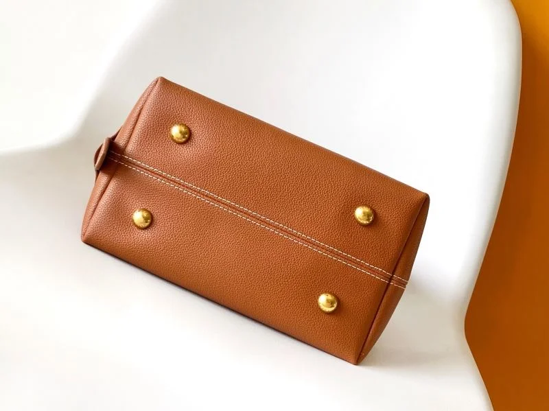 Louis Vuitton Hobo Bags Breathable 42902