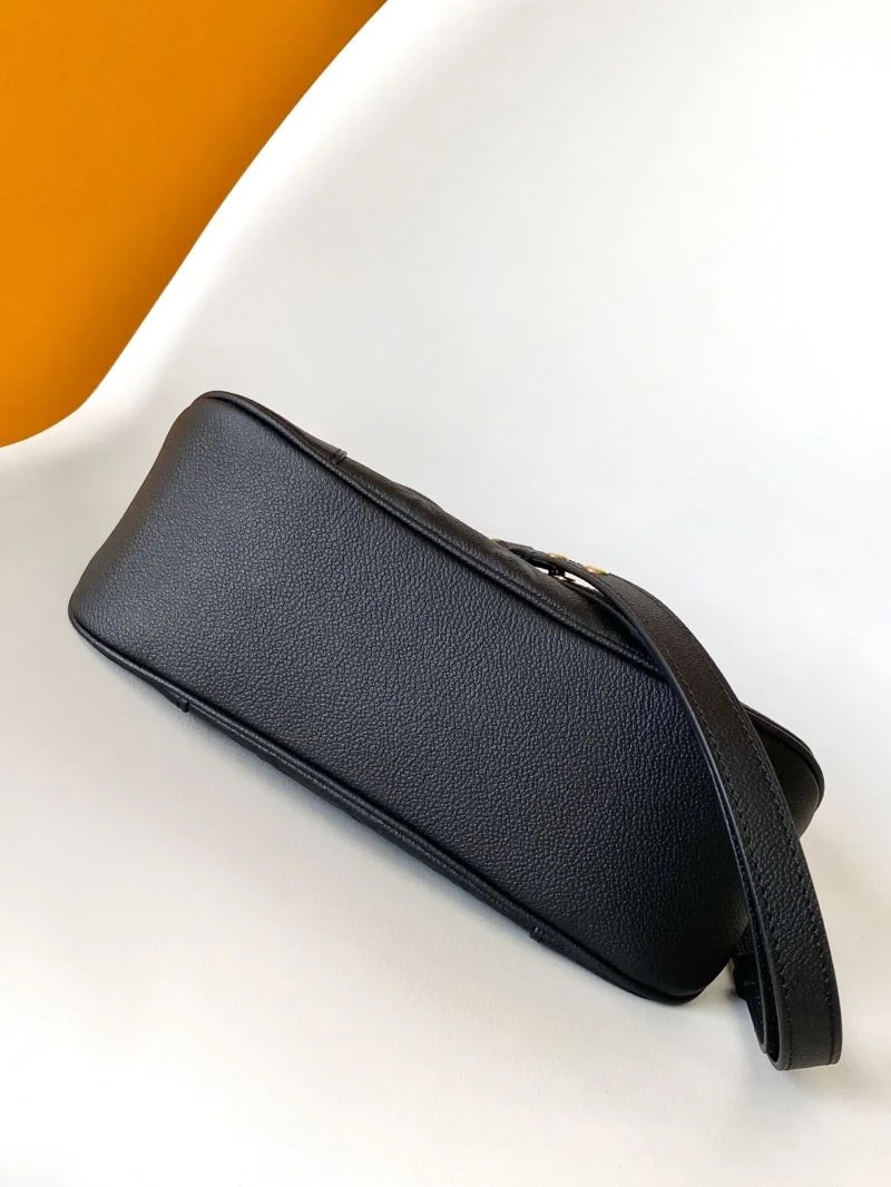Louis Vuitton Hobo Bags Resilient 42878
